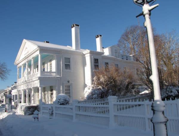 Captain-Morse-House-12_22_2009_snow_bound_V_600